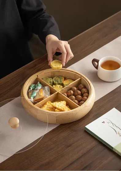 Présentoir rond en bois à 3 compartiments – 23 cm