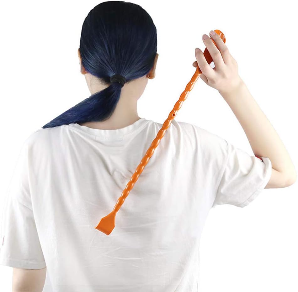 Gratte-dos avec chausse-pied en plastique