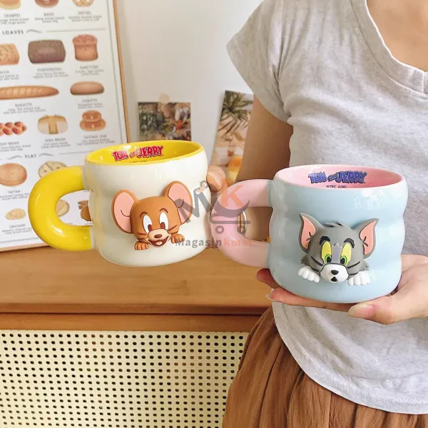 Mug en céramique forme cartoon