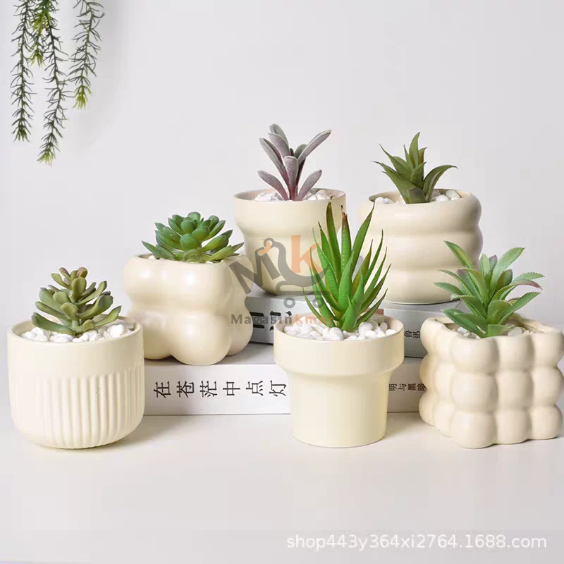 Plante artificielle décorative en pot ciment et céramique