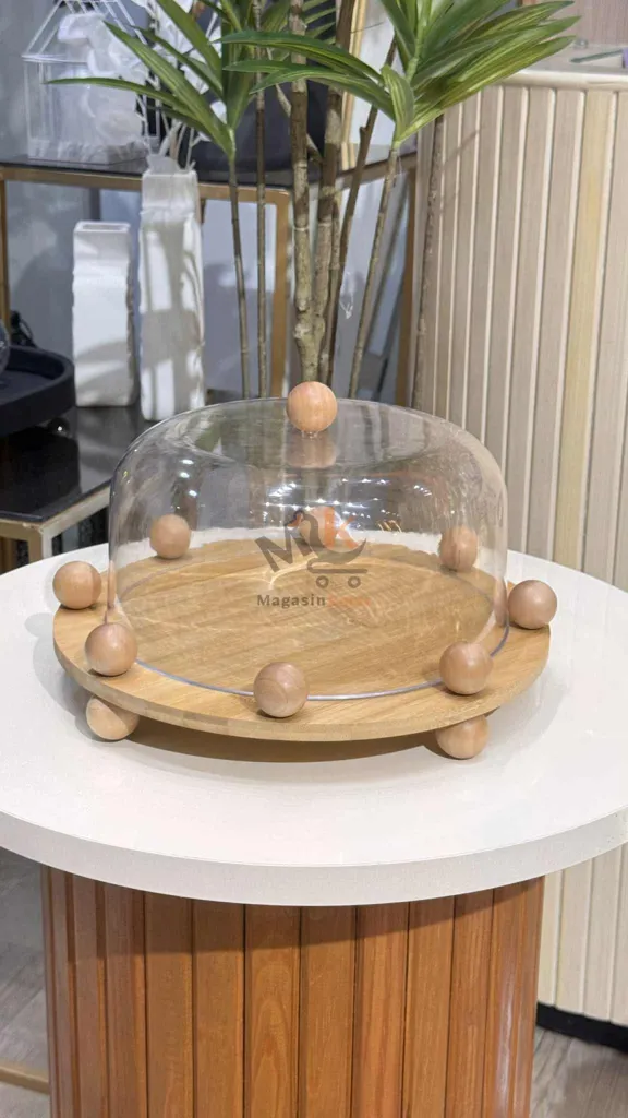 Porte-gâteau en bois avec cloche