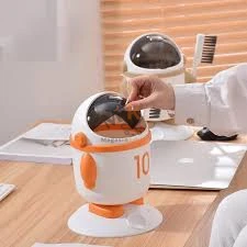 Poubelle design “astronaute” en plastique – Originale et pratique pour chambre ou bureau
