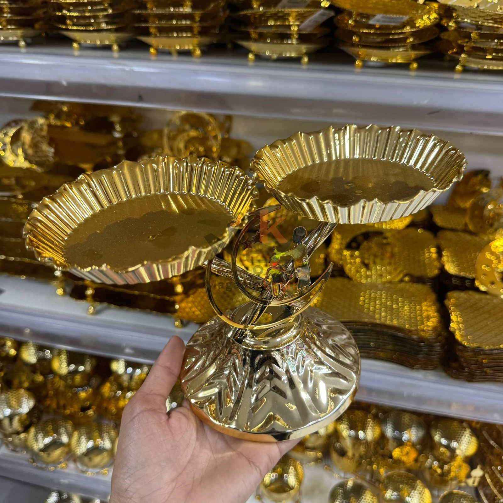 Présentoir Ramadan doré en métal avec 2 bols – Élégant pour tables festives