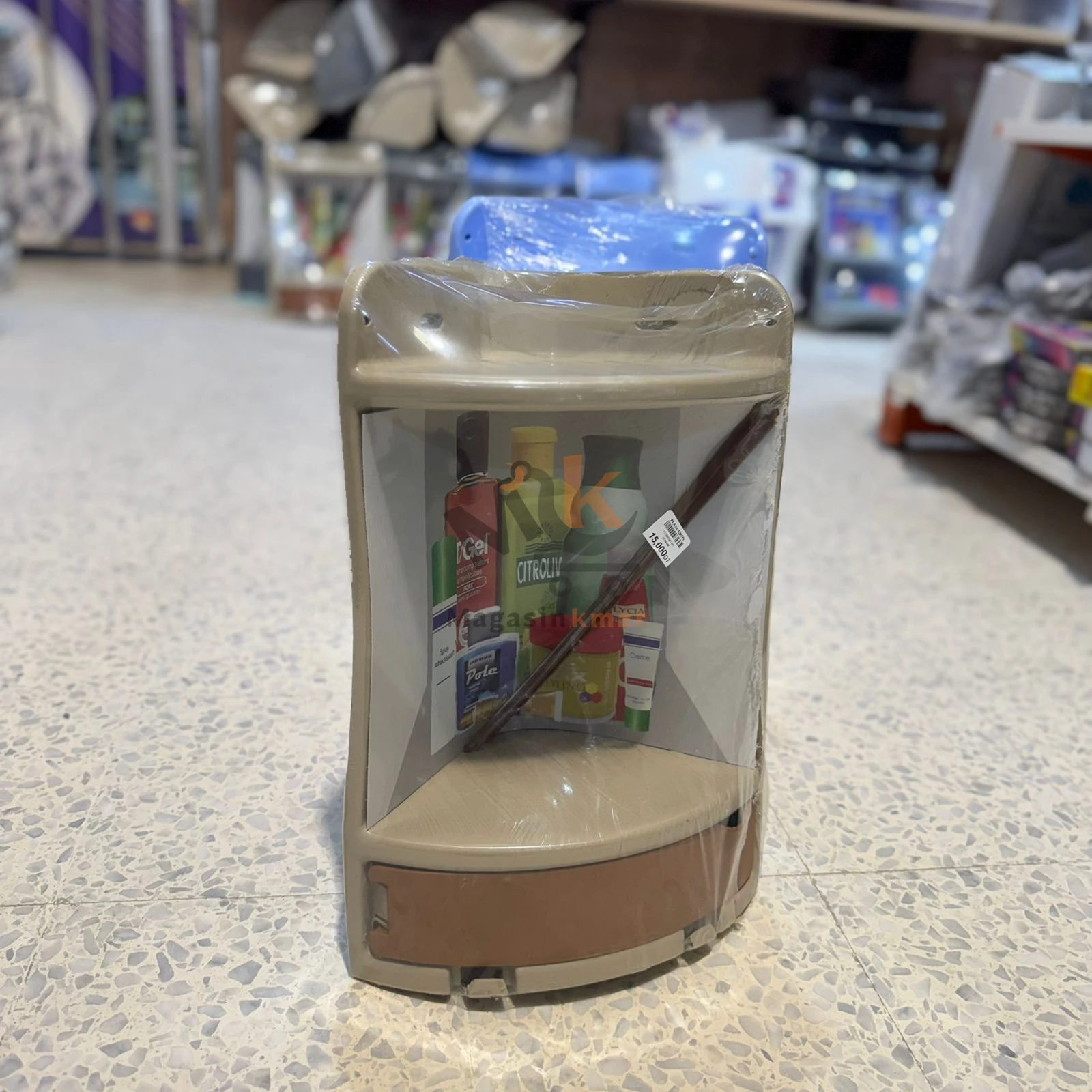 Étagère de coin en plastique pour salle de bain – Rangement pratique et compact