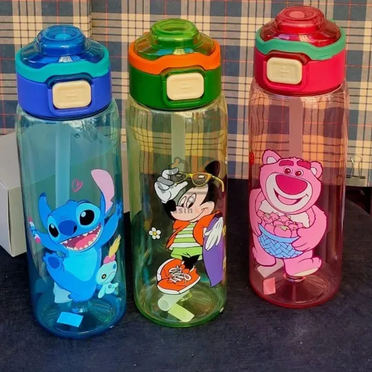 Bouteille d’eau en plastique alimentaire avec motif Stitch/Mickey Mouse Bouteille d’eau en plastique alimentaire avec motif Stitch/Mickey Mouse