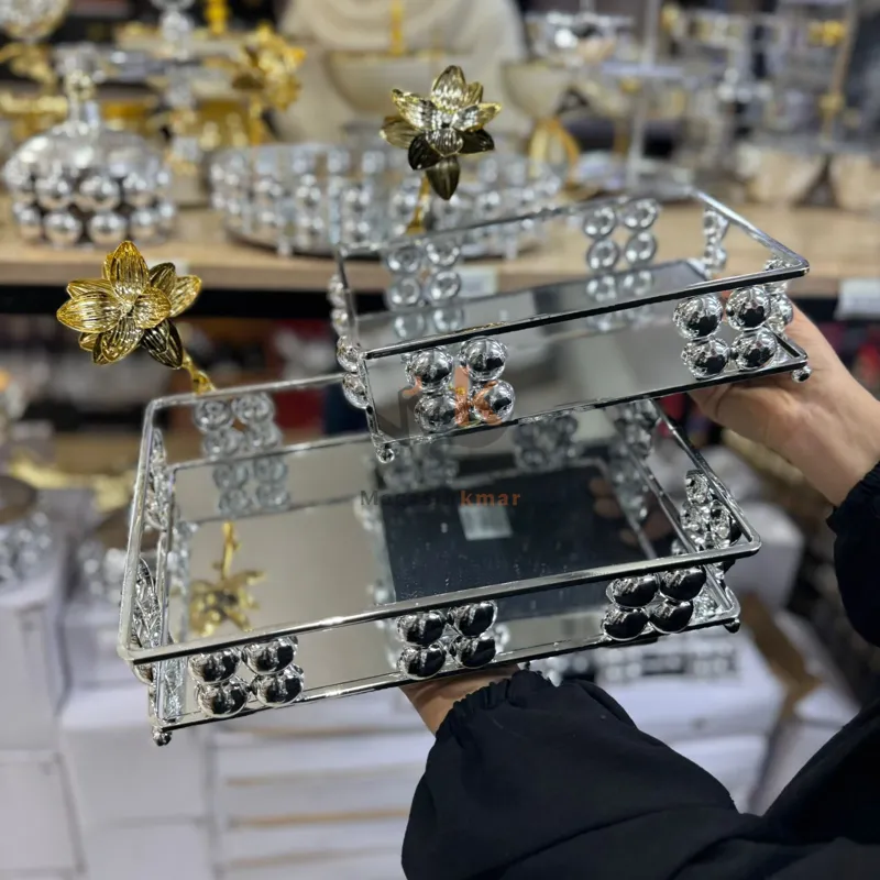 Plateau rectangulaire en métal argent GM avec motif doré – Élégant pour service