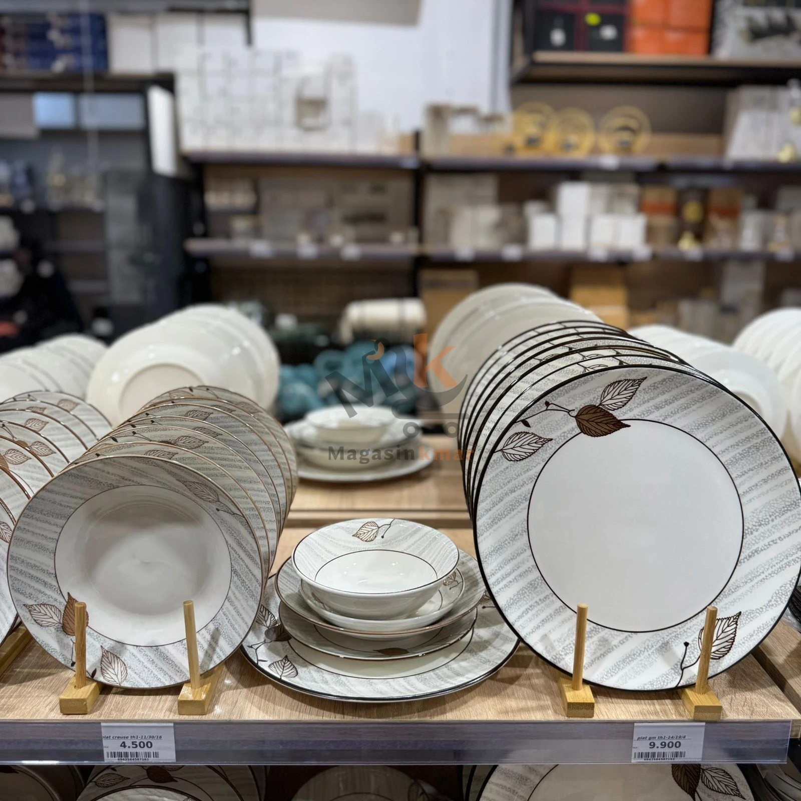 Mini plat en céramique – Diamètre 15 cm – Idéal pour service et présentation