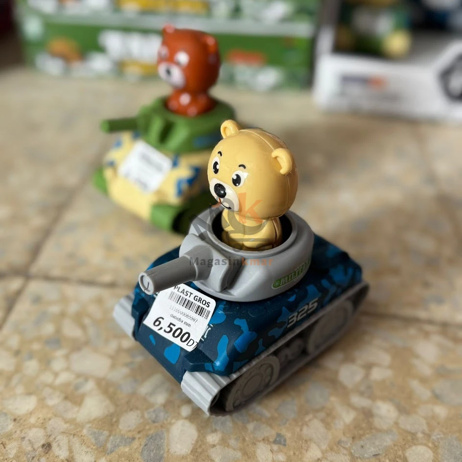 Voiture jouet modèle Dababa en plastique