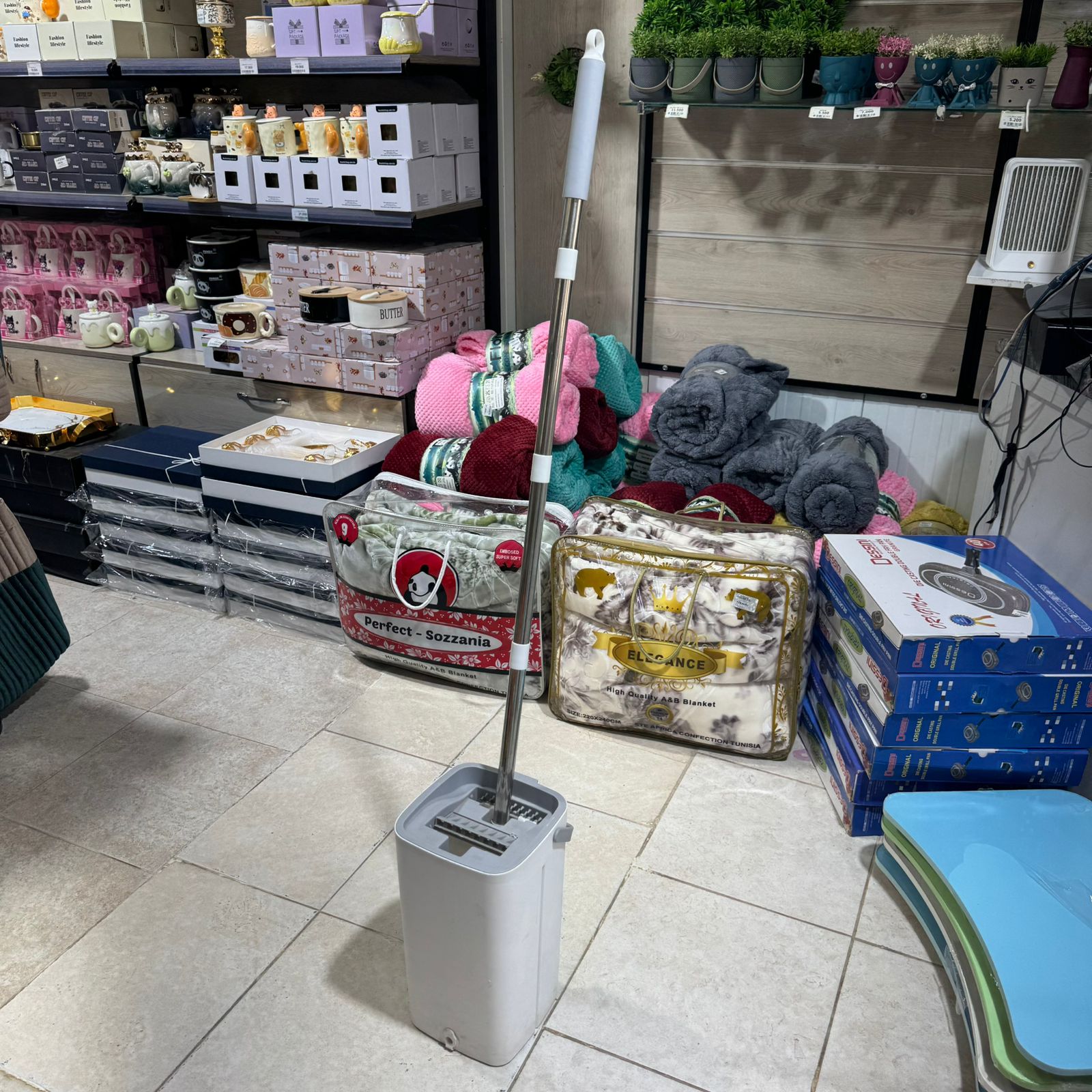 Balai avec seau essoreur Flat Mop