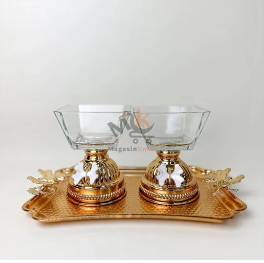 Bol carrée avec motif papillon