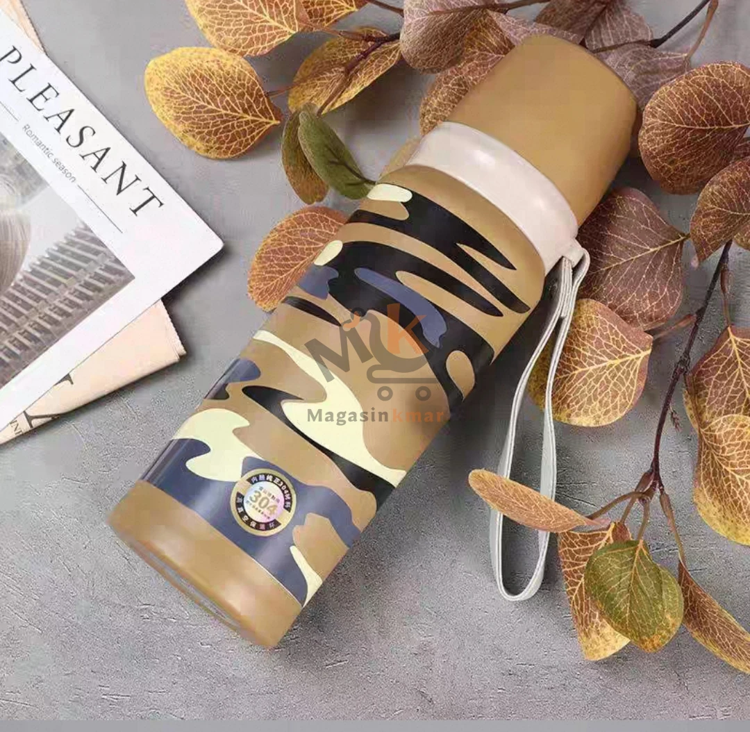 Thermos militaire en acier avec tasse intégrée